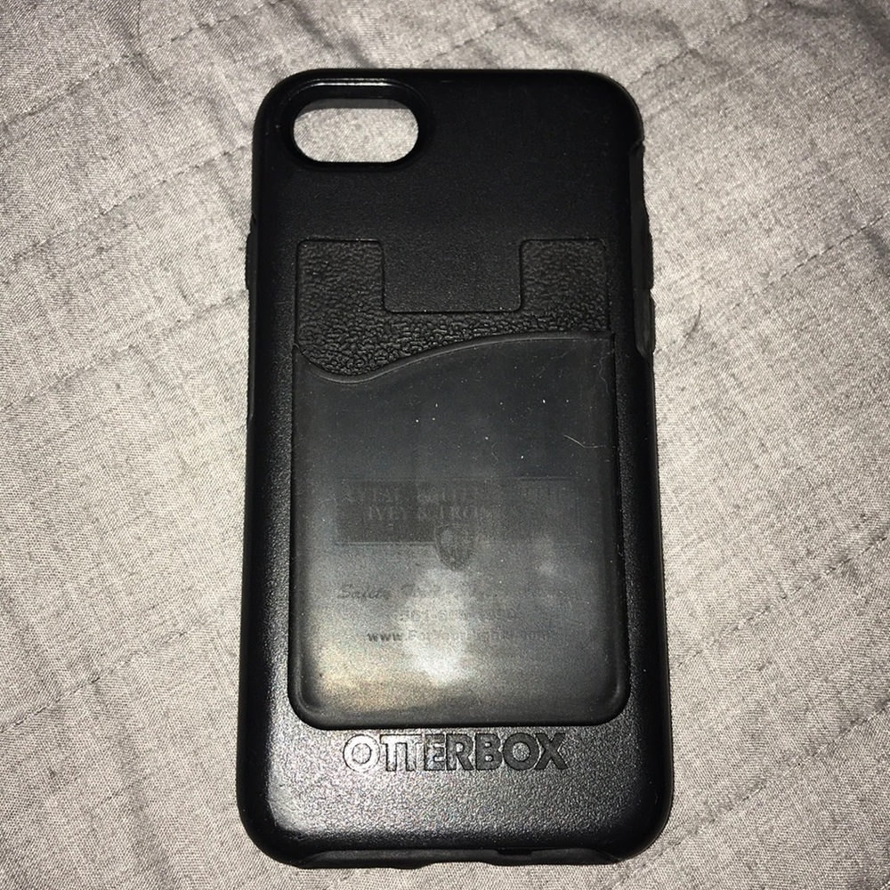 Otter box iPhone 7